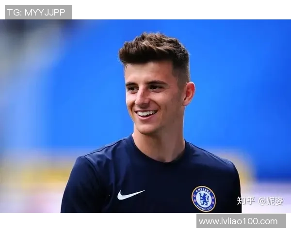 以加维为中心盘点足球史上最帅十大球星，颜值与实力并存